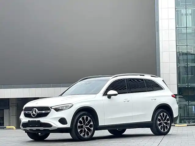 Mercedes-Benz GLC 2023 GLC 260 L 4 MATIC 5 — фото 1