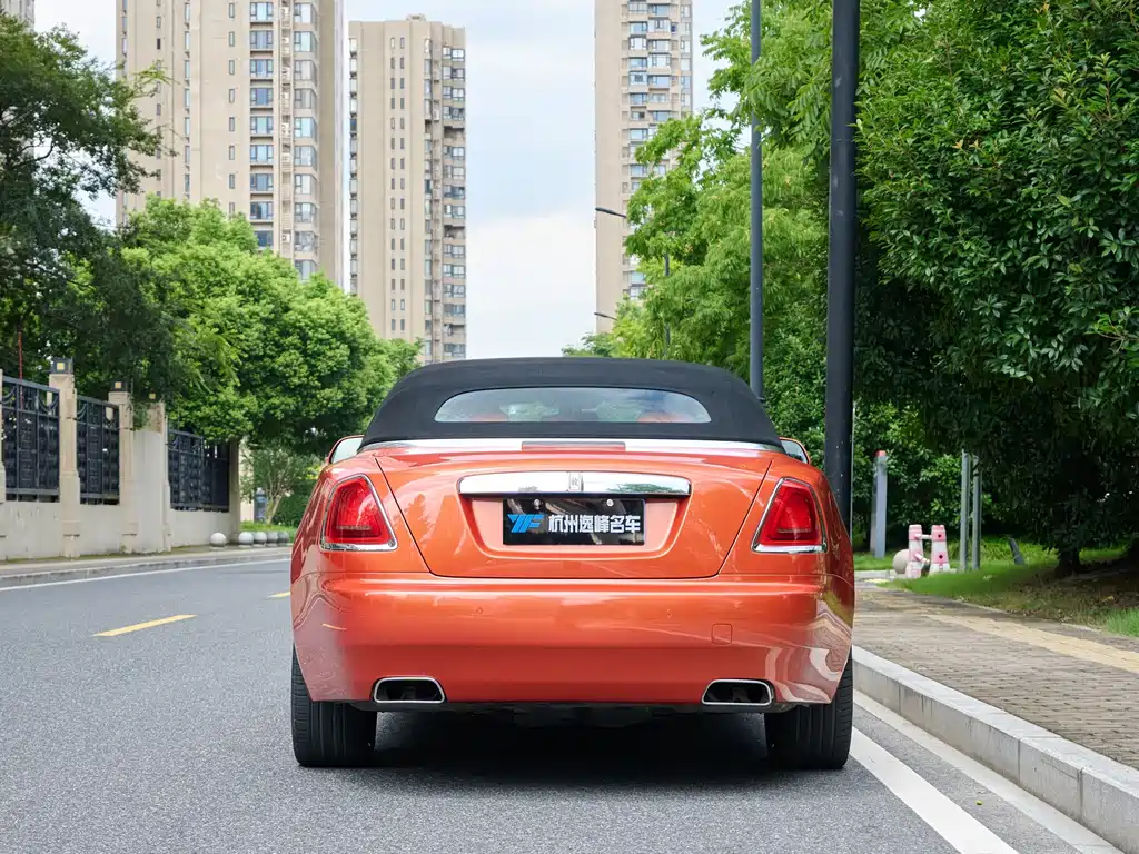 Rolls-Royce Dawn — миниатюра 18