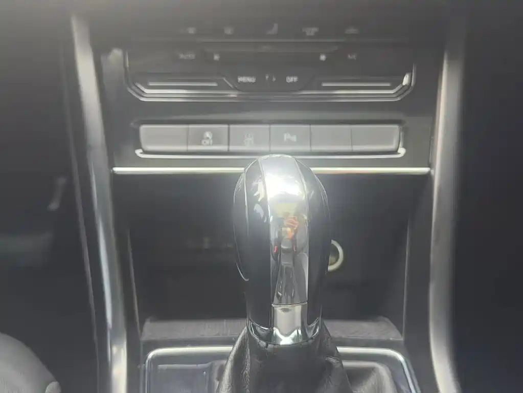 Volkswagen Touran — миниатюра 18