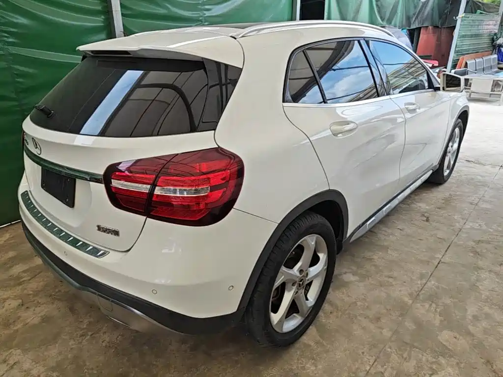 Mercedes-Benz GLA — миниатюра 7