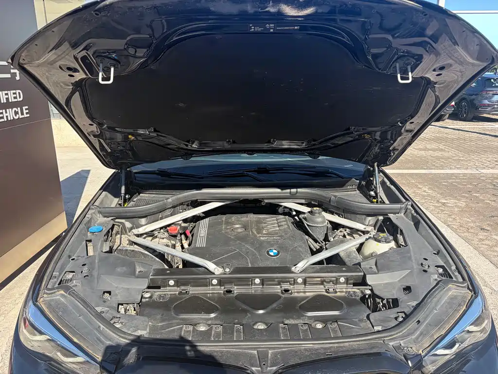 BMW X5 (Import) — миниатюра 20