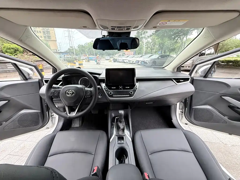 Toyota Corolla — миниатюра 5