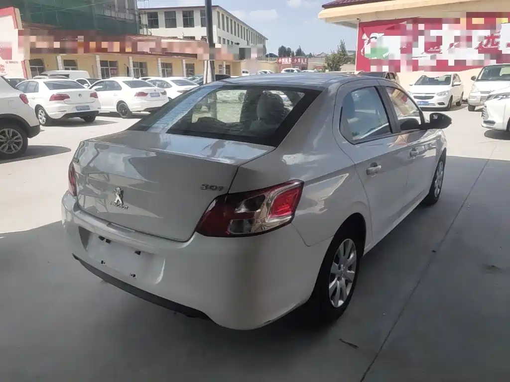 Peugeot 301 — миниатюра 7