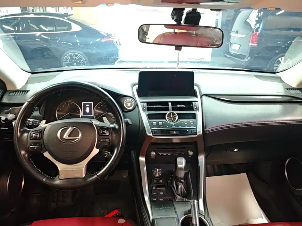 Lexus NX — миниатюра 10