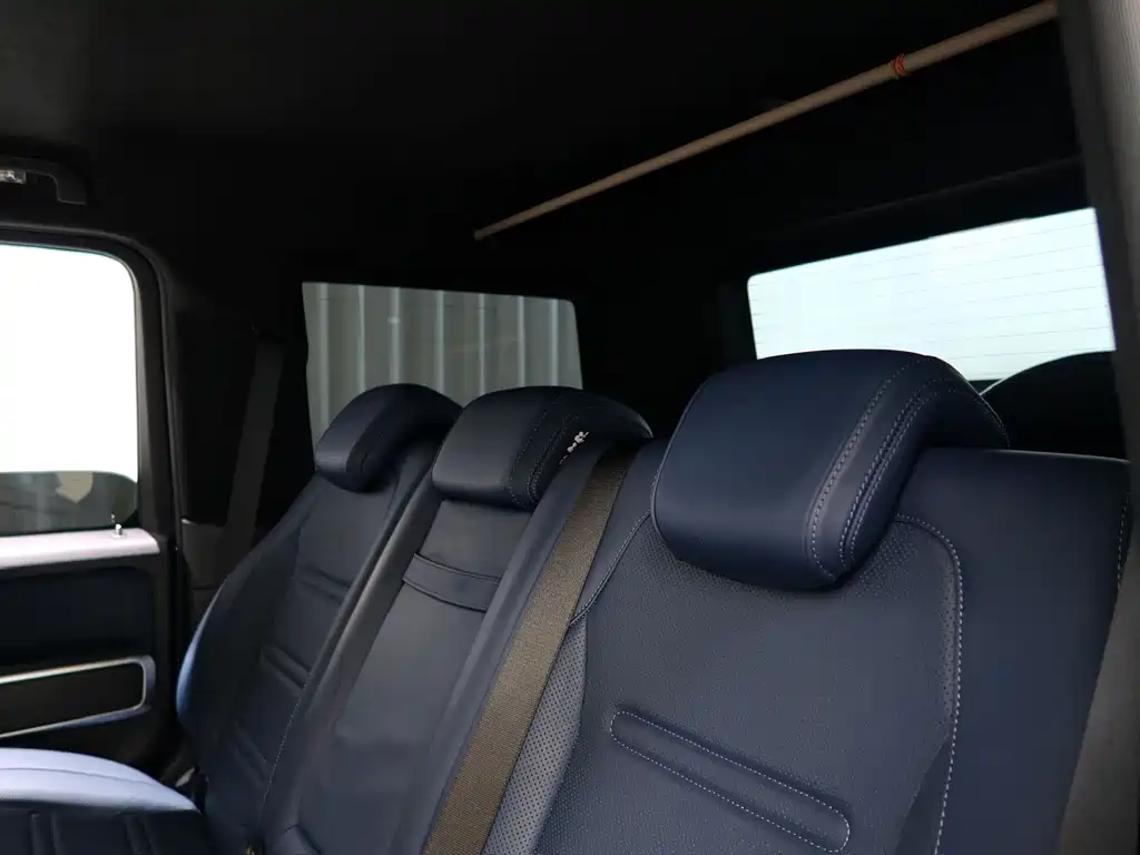 Mercedes-Benz G-Class — миниатюра 12