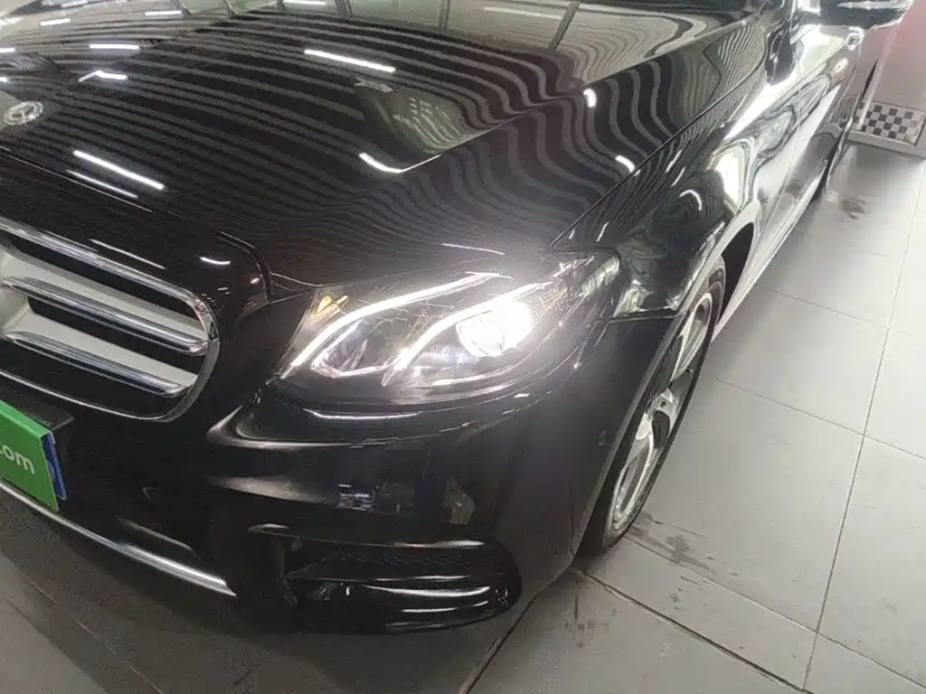 Mercedes-Benz E-Class — миниатюра 24