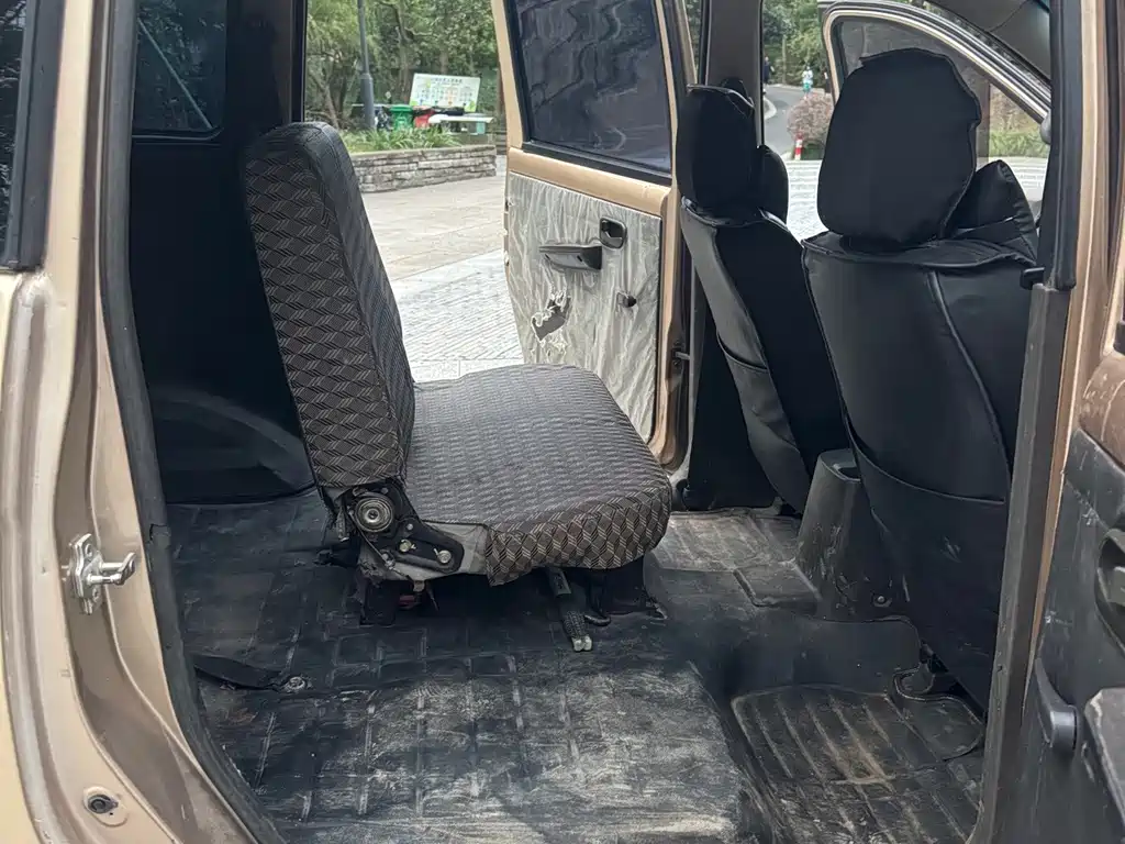 Wuling Hongguang — миниатюра 14