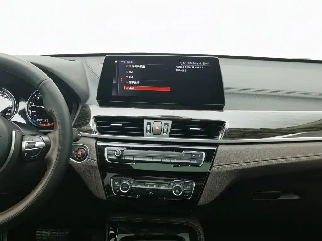 BMW X1 — миниатюра 12