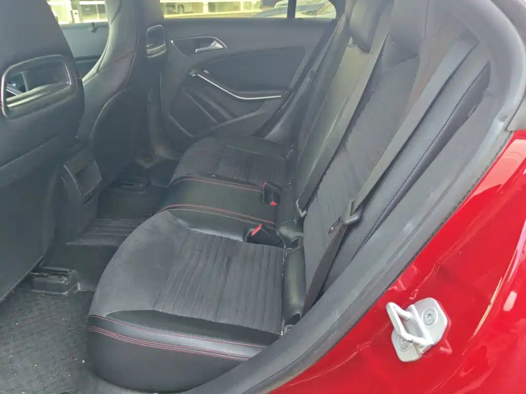 Mercedes-Benz CLA (Import) — миниатюра 17