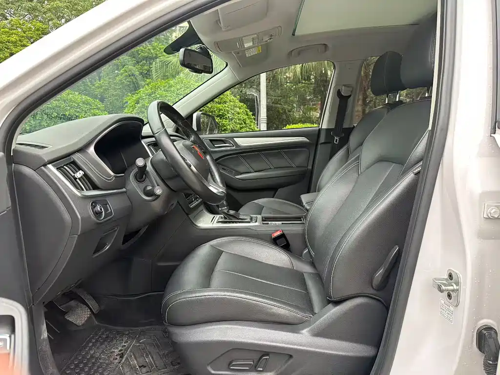 Roewe RX5 New Energy — миниатюра 6
