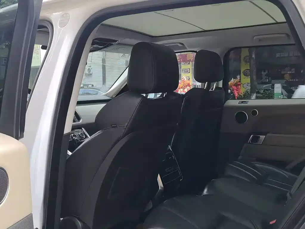 Land Rover Sport — миниатюра 4