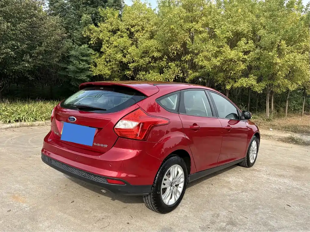 Ford Focus — миниатюра 4