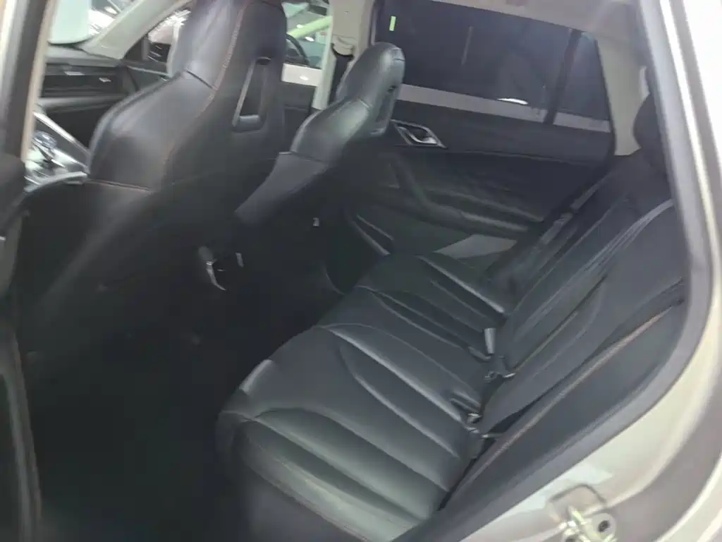 Roewe RX5 — миниатюра 17