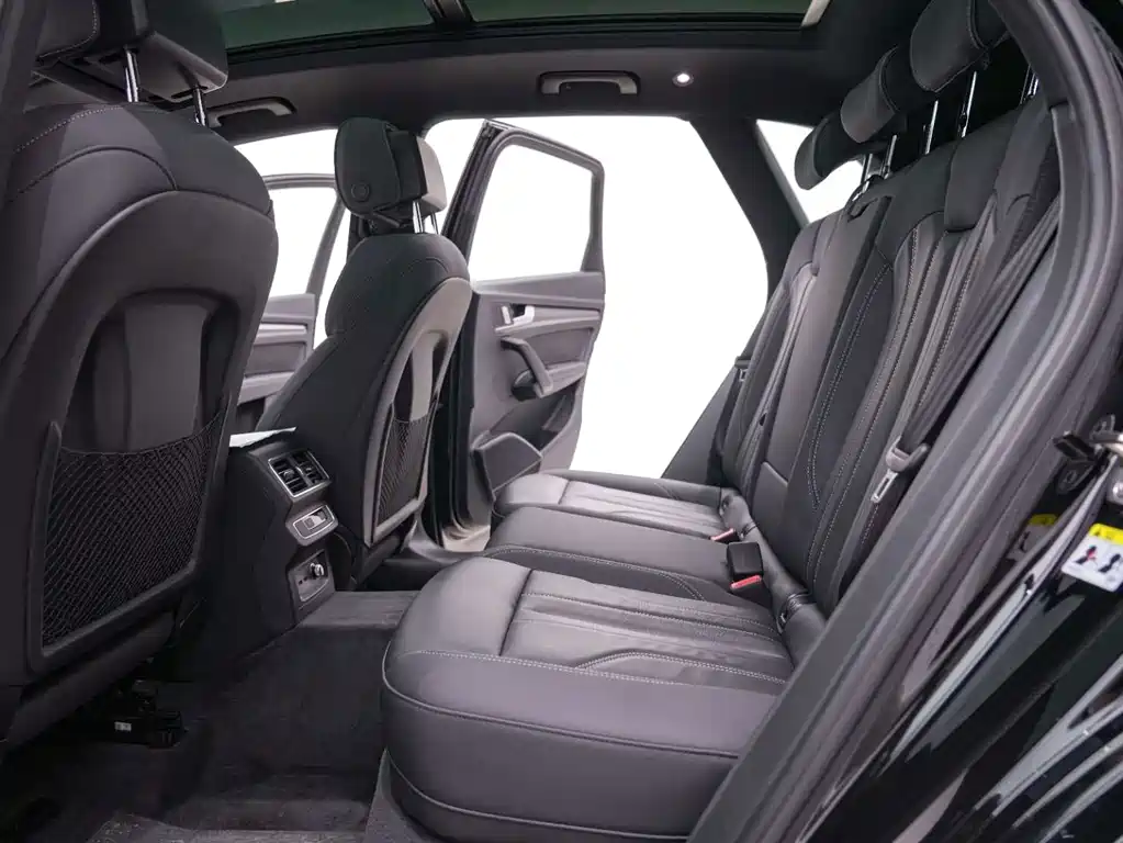 Audi Q5L — миниатюра 19