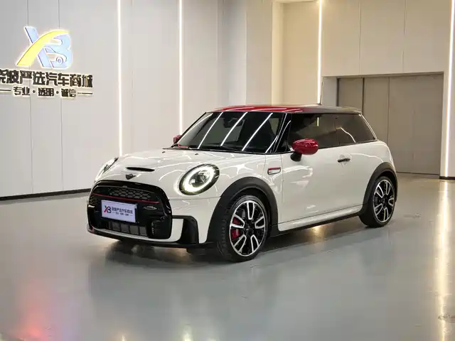 MINI JCW 2022