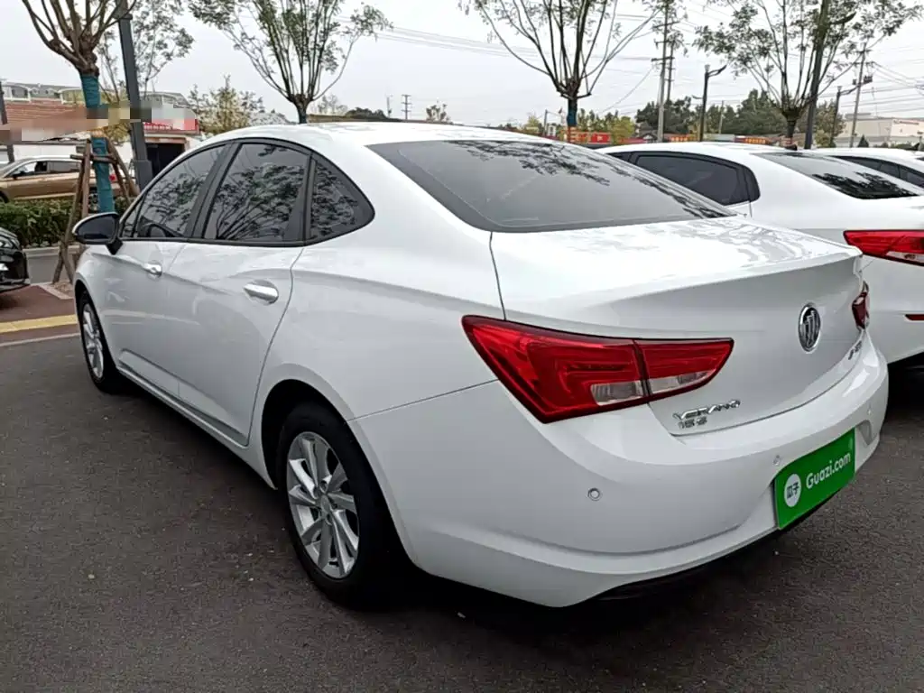 Buick Verano — миниатюра 5