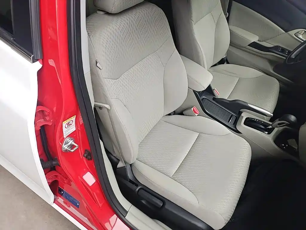 Honda Civic — миниатюра 25