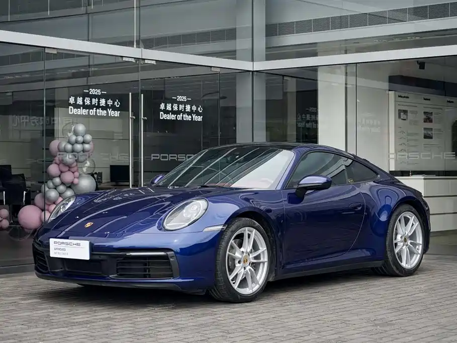 Porsche 911 2021