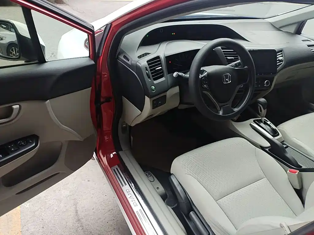 Honda Civic — миниатюра 16