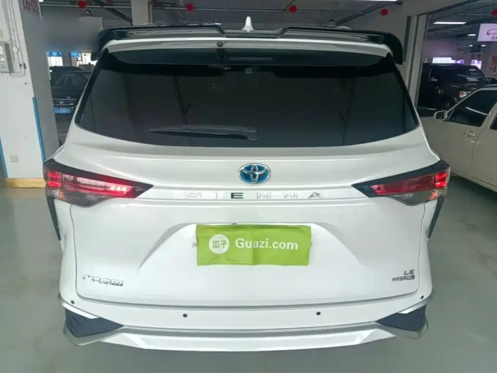 Toyota Sienna 2023 2.5L Comfort