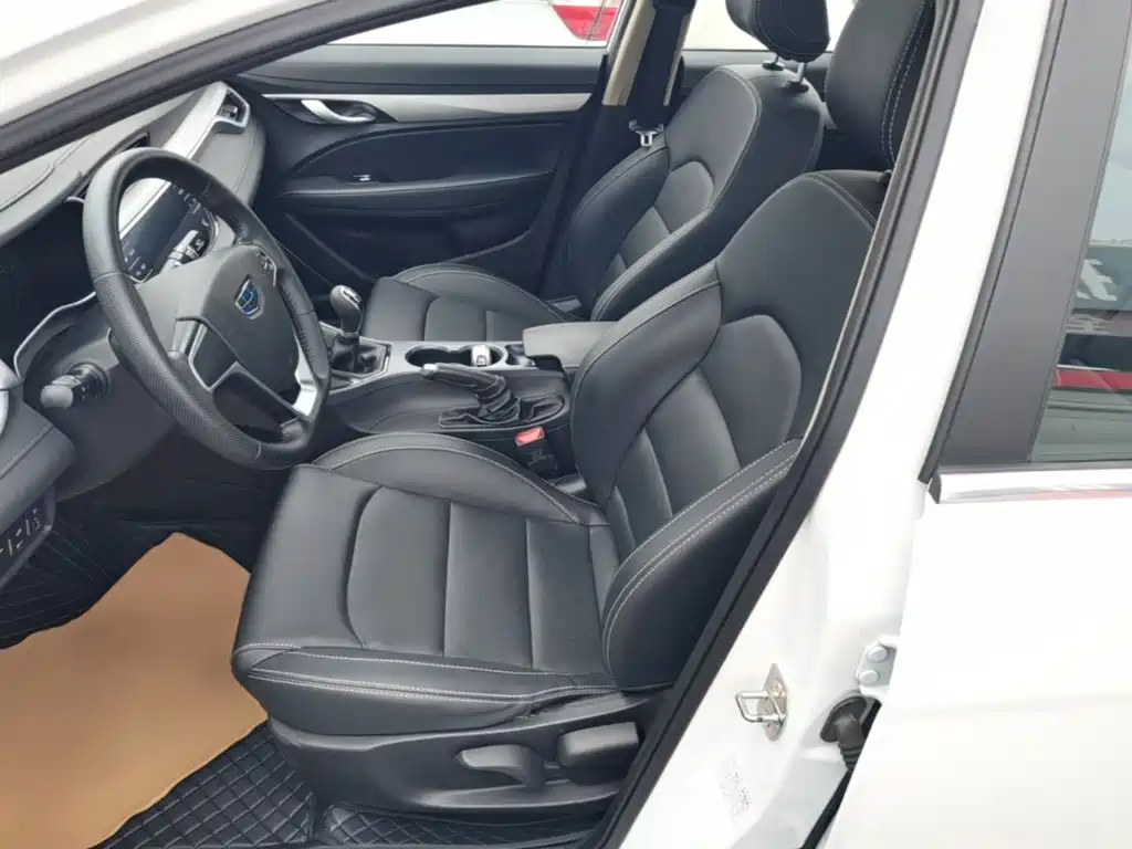 Geely Emgrand — миниатюра 15