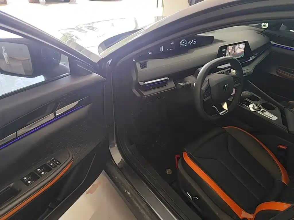 Changan UNI-V — миниатюра 16