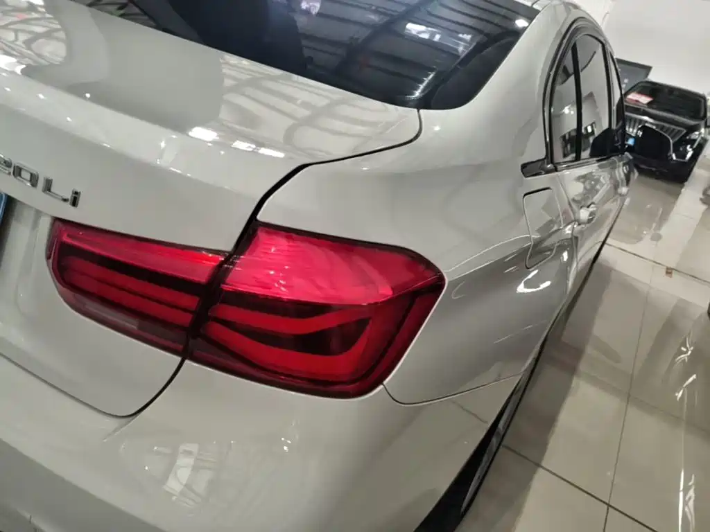 BMW 3 Series — миниатюра 8