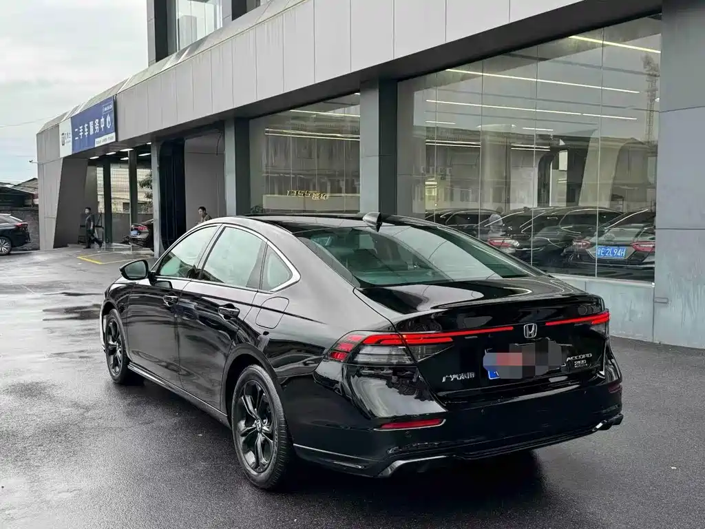 Honda Accord — миниатюра 6