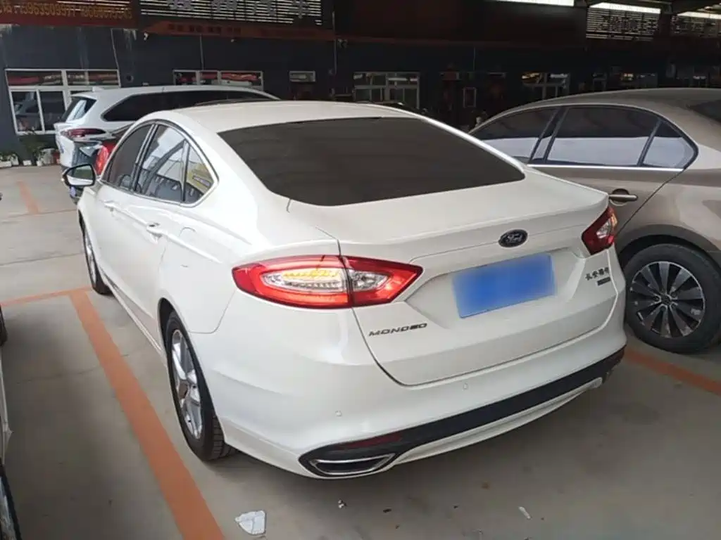 Ford Mondeo — миниатюра 5