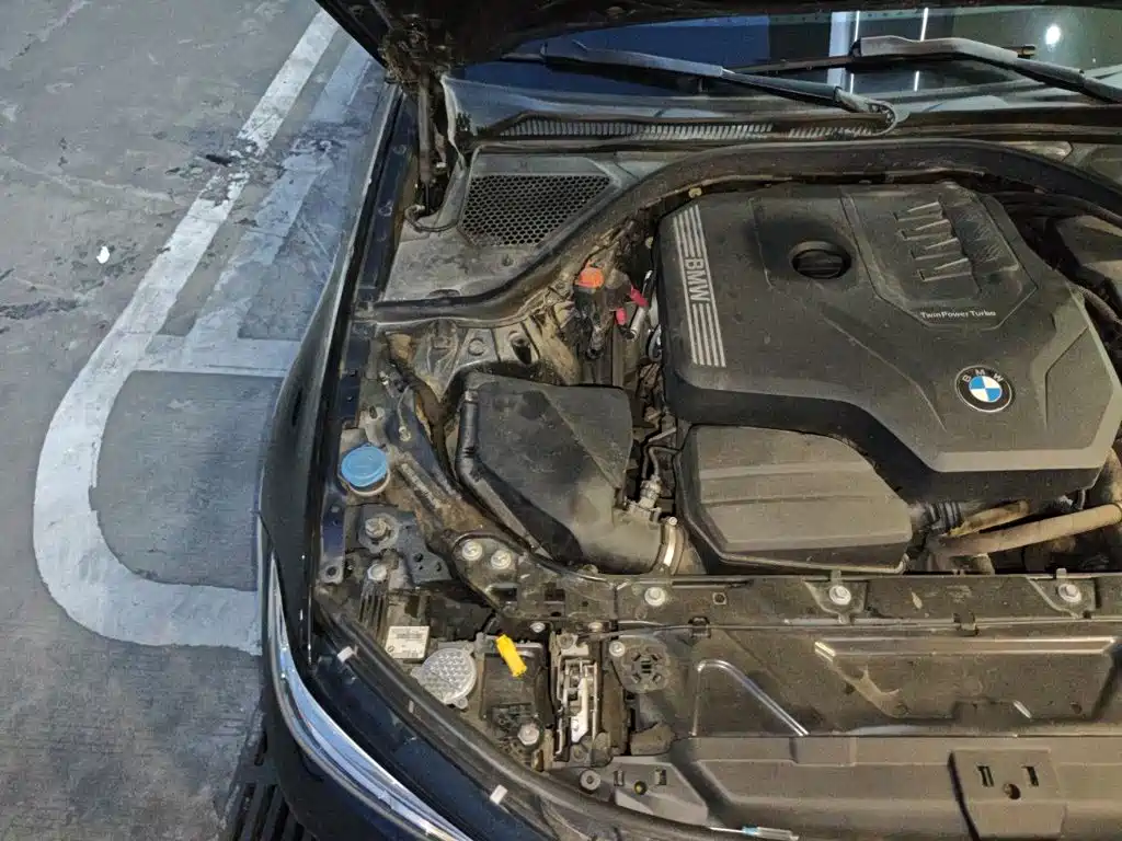 BMW 3 Series — миниатюра 21