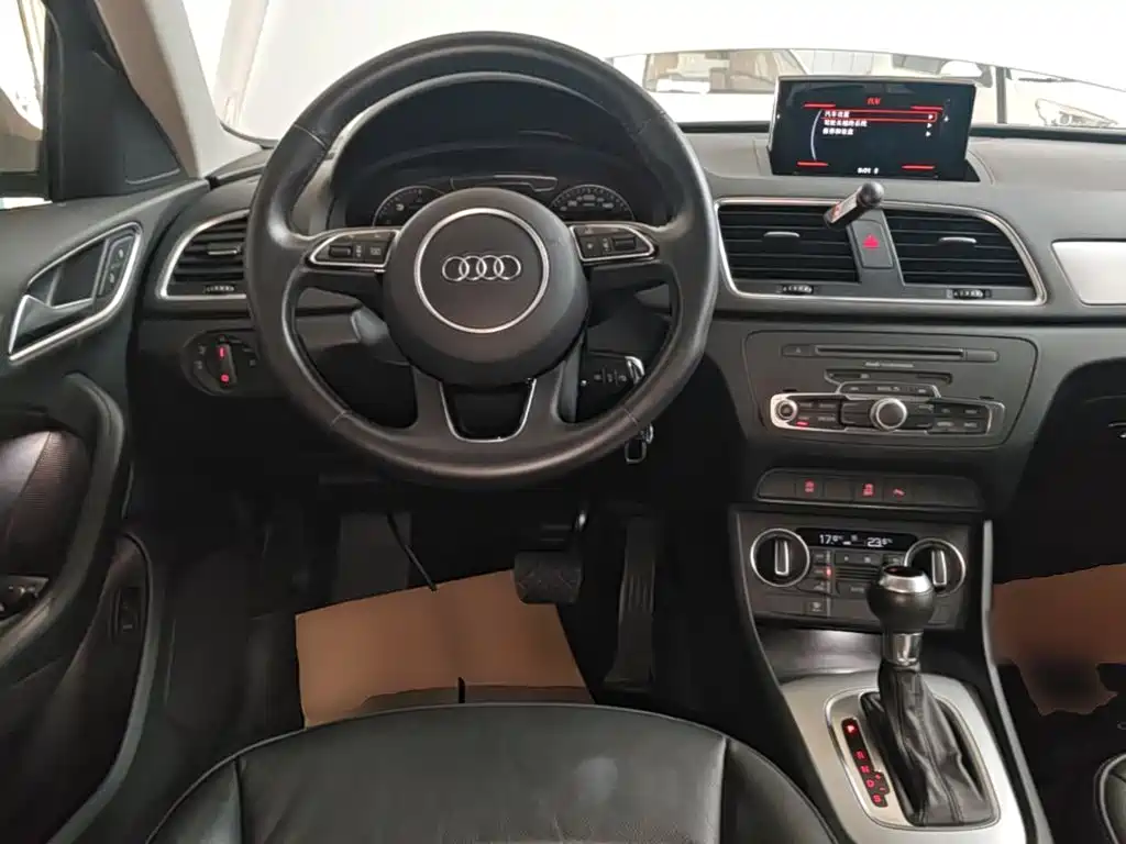 Audi Q3 — миниатюра 11