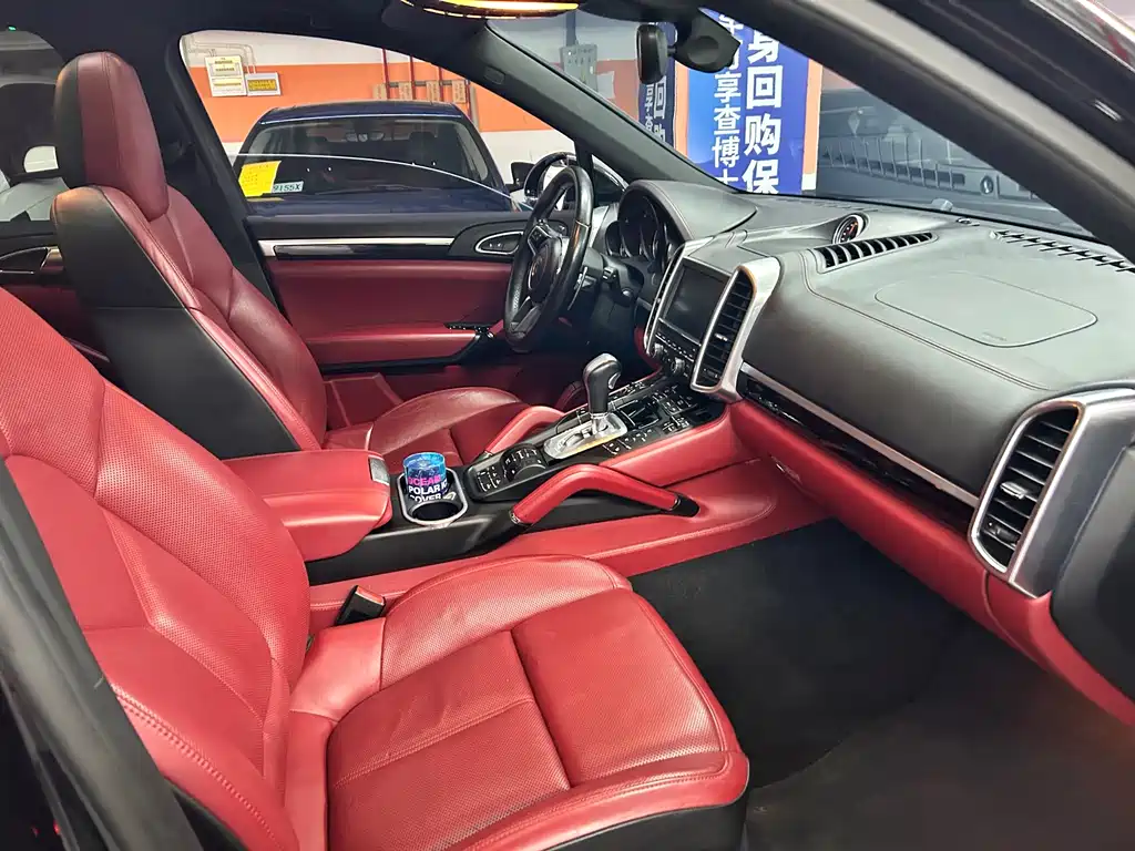 Porsche Cayenne Hybrid — миниатюра 7