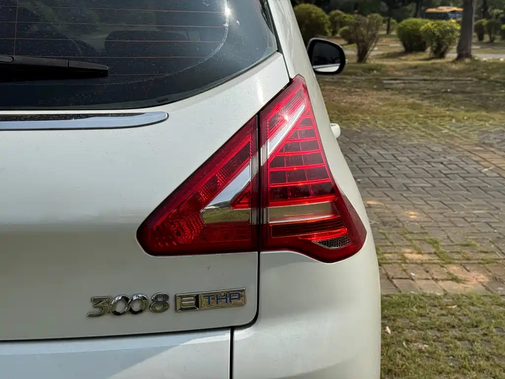 Peugeot 3008 — миниатюра 15