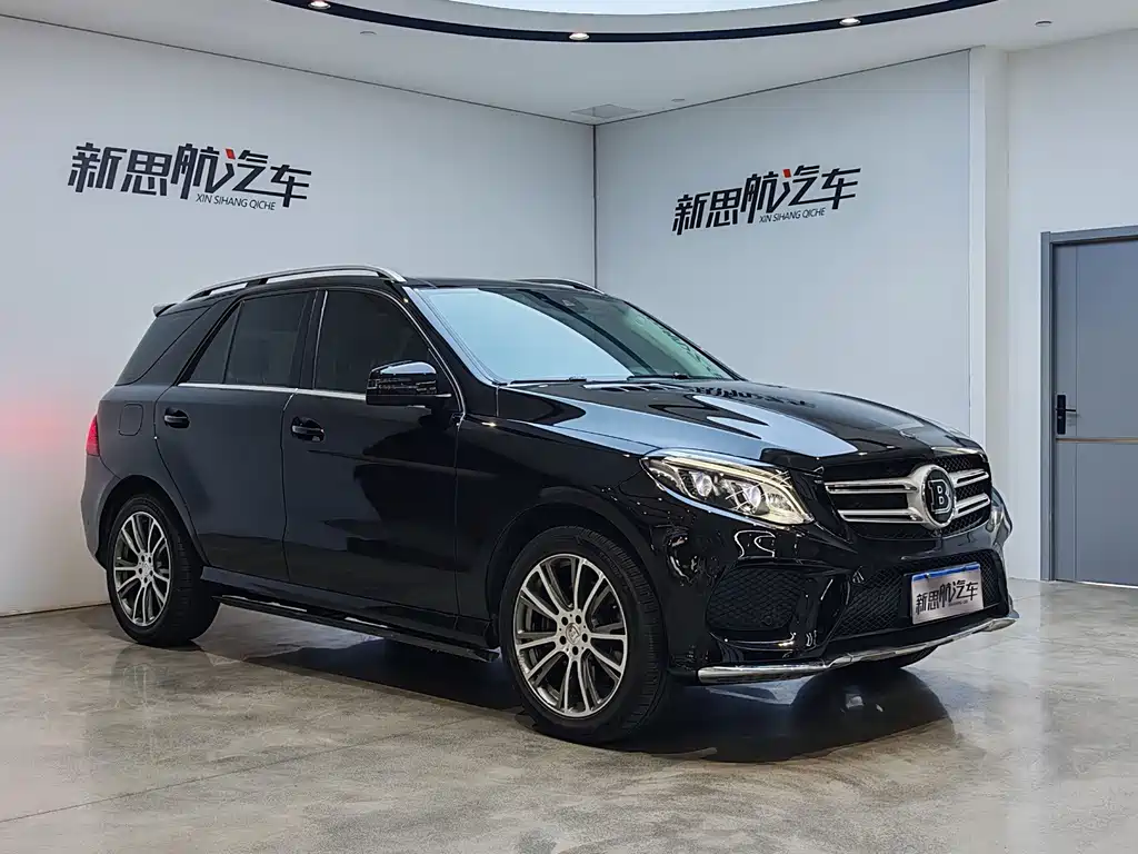 Mercedes-Benz GLE (Import) — миниатюра 4