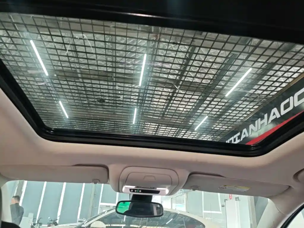 Buick Enclave — миниатюра 18