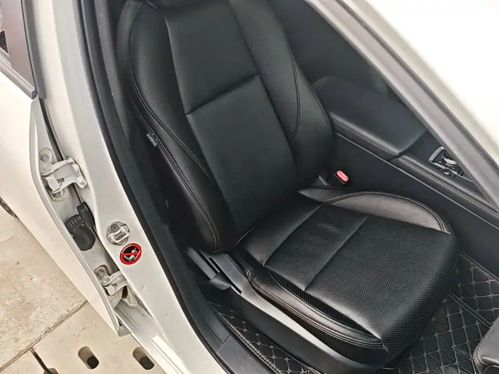 Mazda 3 Axela — миниатюра 25