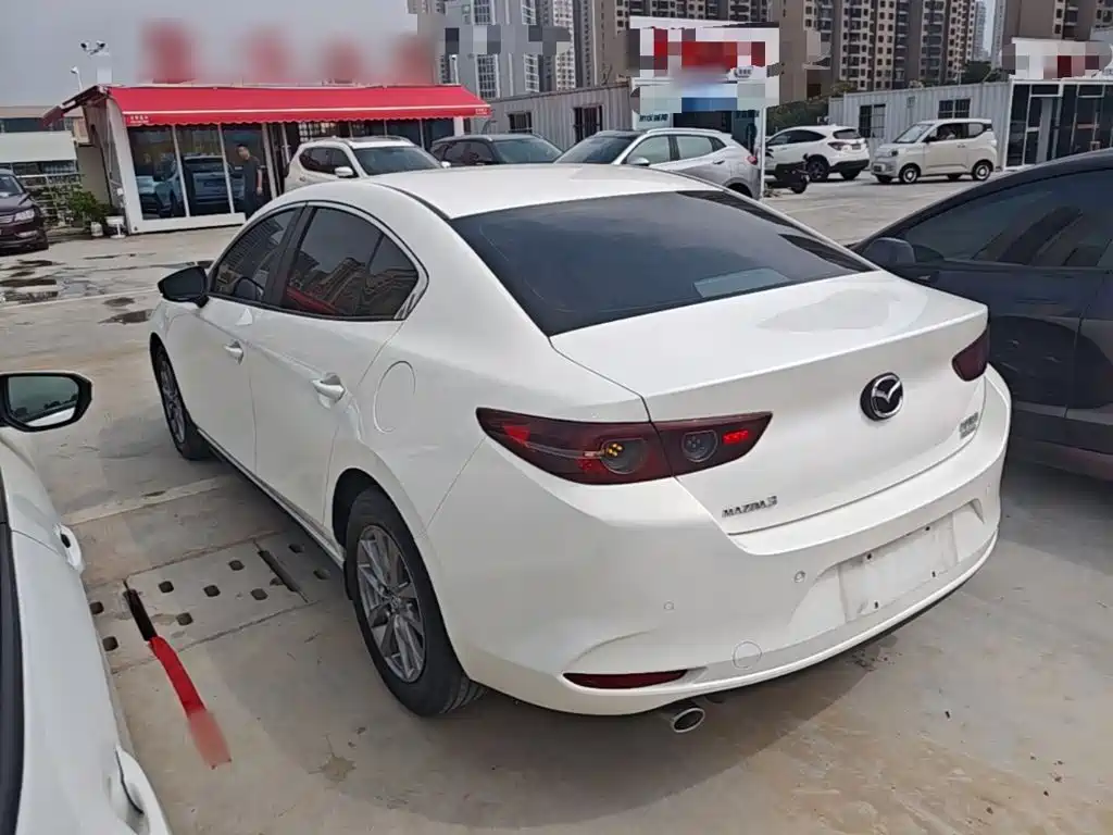Mazda 3 Axela — миниатюра 5