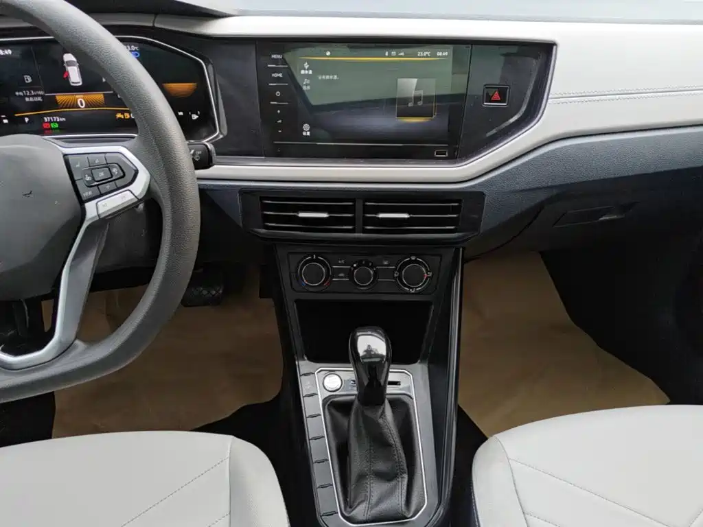Volkswagen Lavida — миниатюра 9