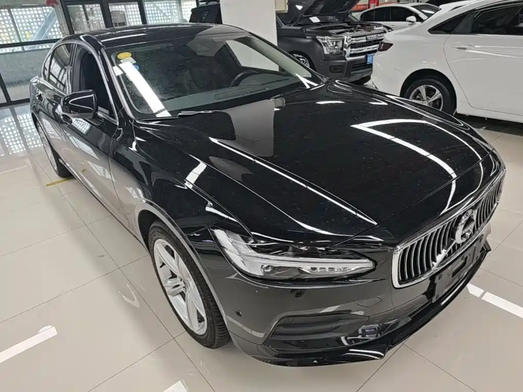 Volvo S90 — миниатюра 4