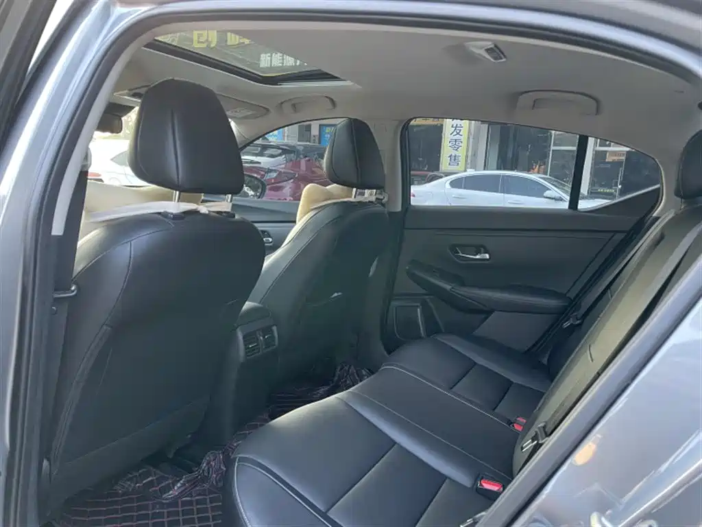 Nissan Sylphy — миниатюра 5