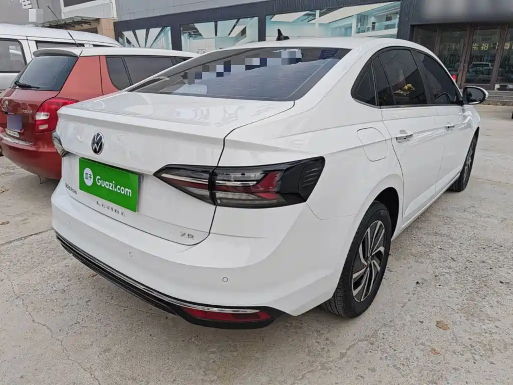 Volkswagen Lavida — миниатюра 5