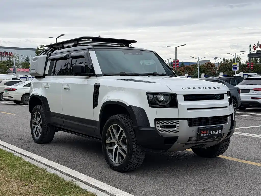 Land Rover Defender — миниатюра 3