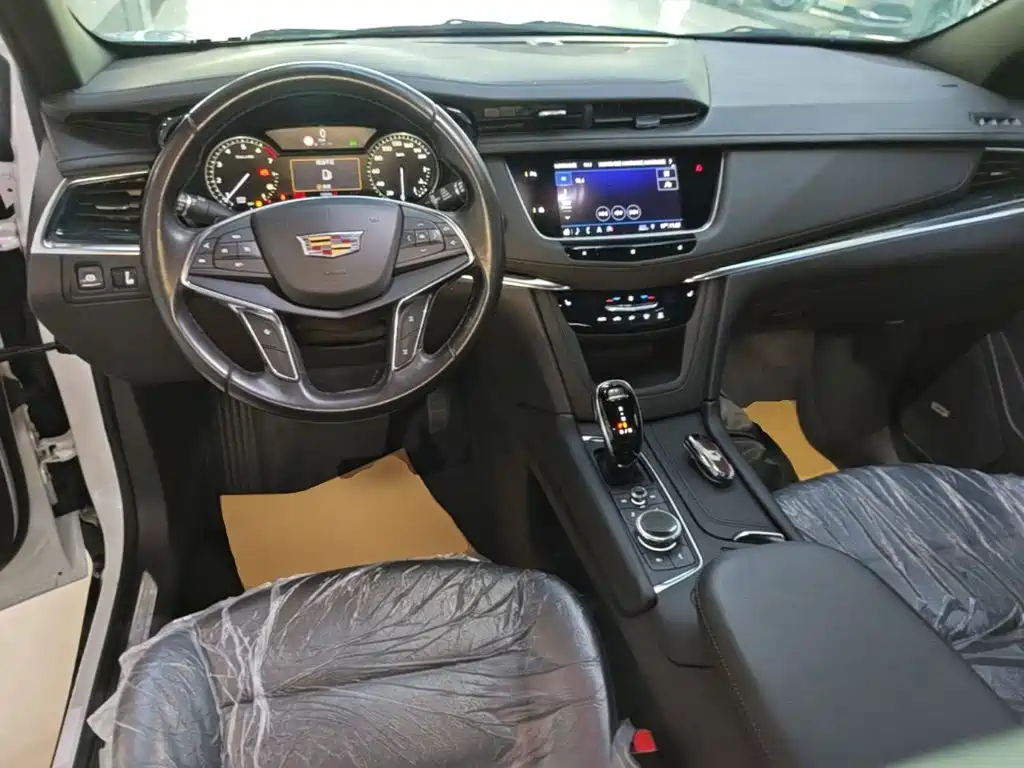 Cadillac XT5 — миниатюра 10