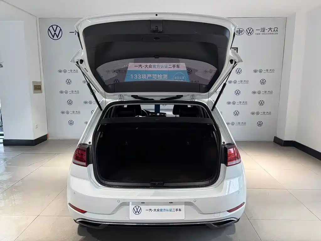 Volkswagen Golf — миниатюра 10