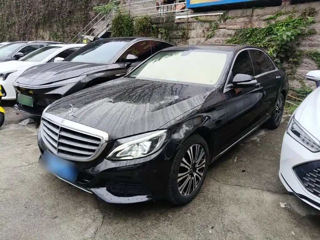 Mercedes-Benz C-Class — миниатюра 2
