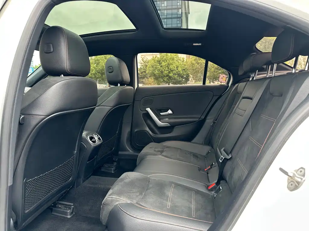 Mercedes-Benz A-Class — миниатюра 13