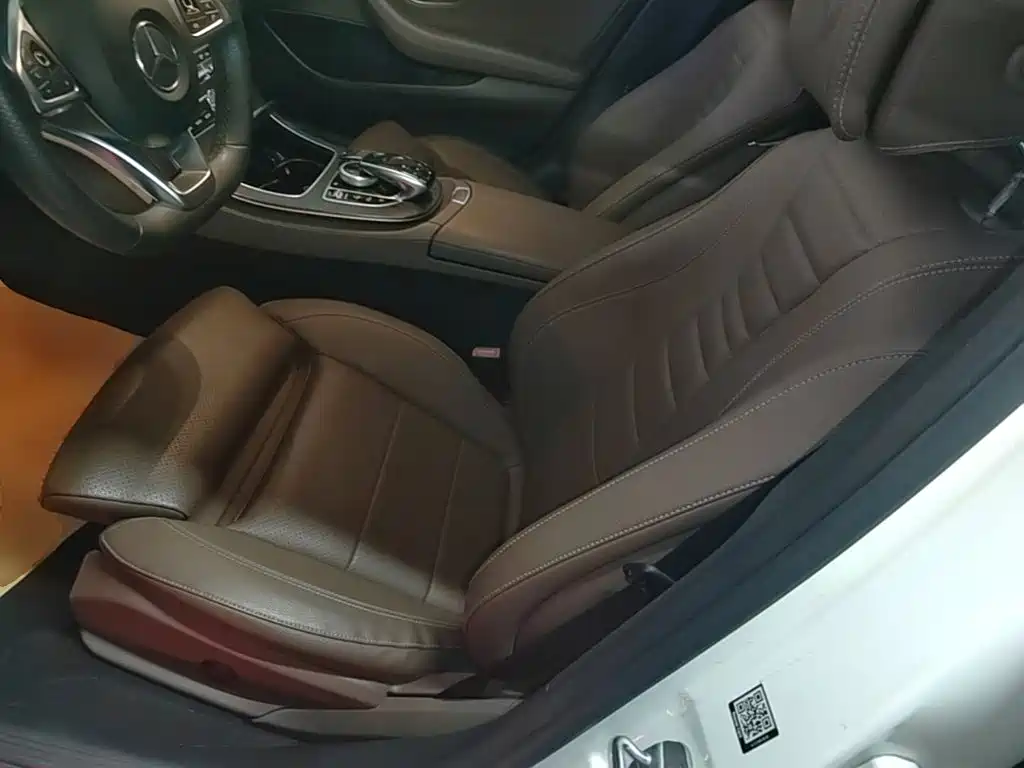 Mercedes-Benz E-Class — миниатюра 15