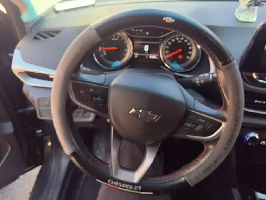 Chevrolet Volando — миниатюра 15