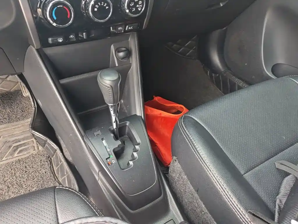 Toyota Yaris L — миниатюра 14