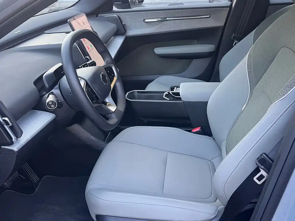 Volvo EX30 — миниатюра 4